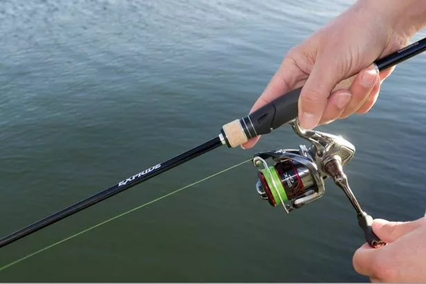 Voorpagina 18 Voorpagina -Div Klein Karper Verkoop 08